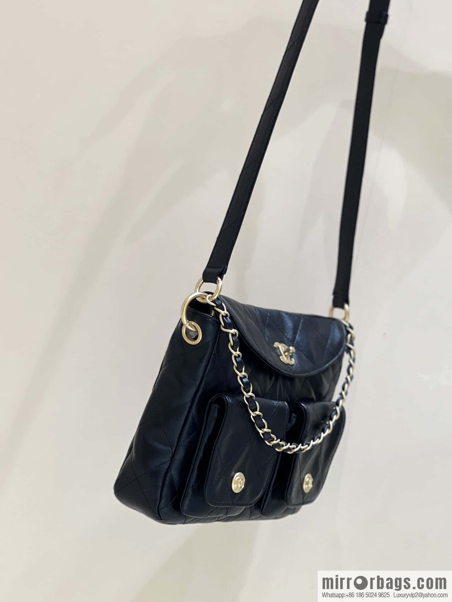 CHANEL 24P spring and summer trailer series big hit hobo Vintage bag AS4743 black