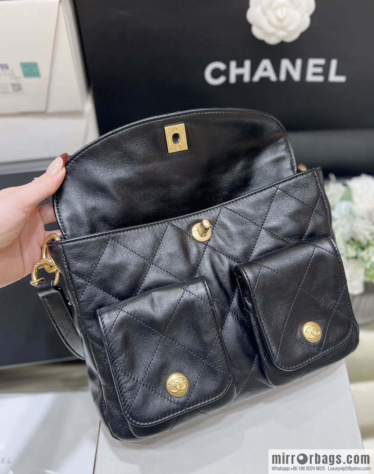 CHANEL 24P spring and summer trailer series big hit hobo Vintage bag AS4743 black