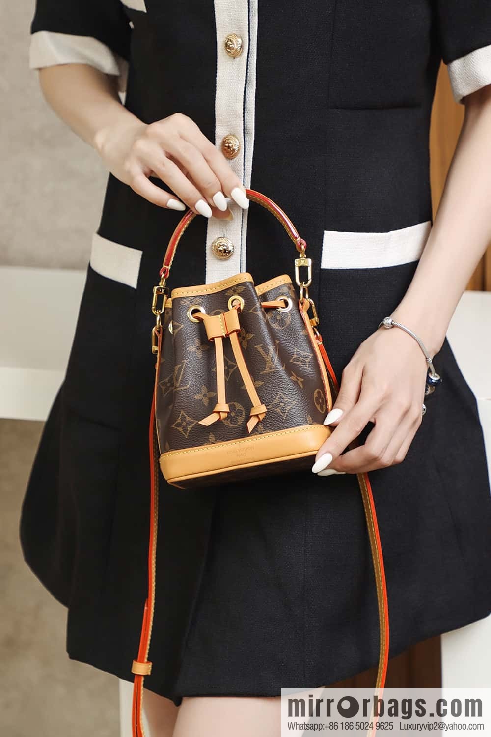 LV M81266 NANO NO E handbag