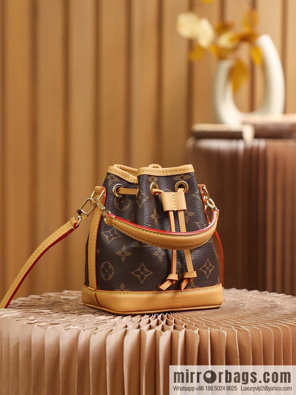 LV M81266 NANO NO E handbag