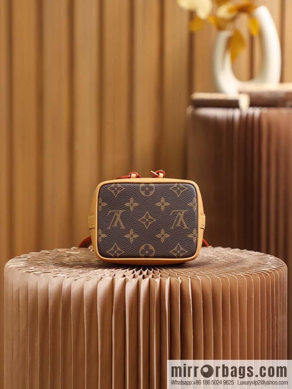 LV M81266 NANO NO E handbag