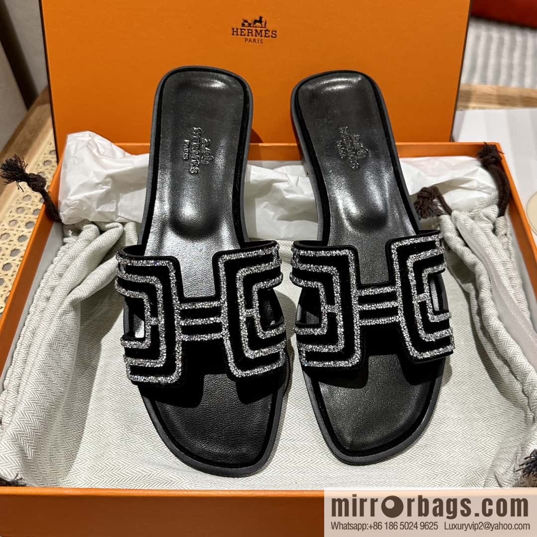 Hermès Spring/Summer 2022 New H Slippers