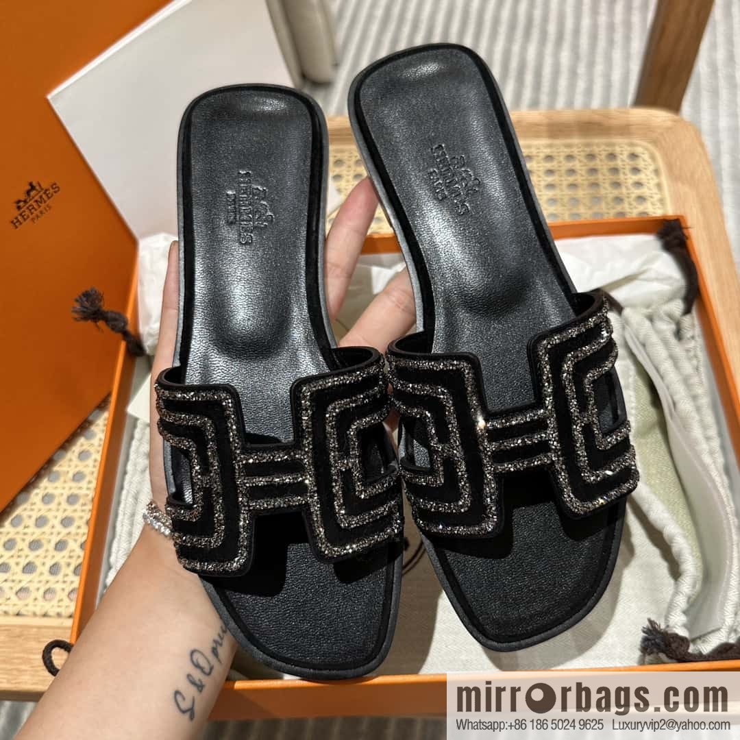 Hermès Spring/Summer 2022 New H Slippers