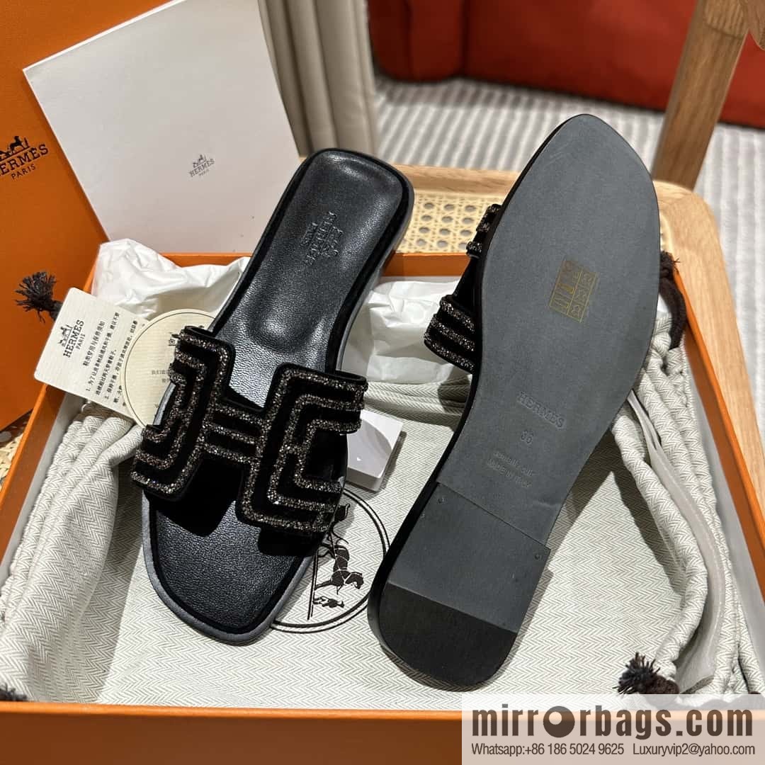 Hermès Spring/Summer 2022 New H Slippers
