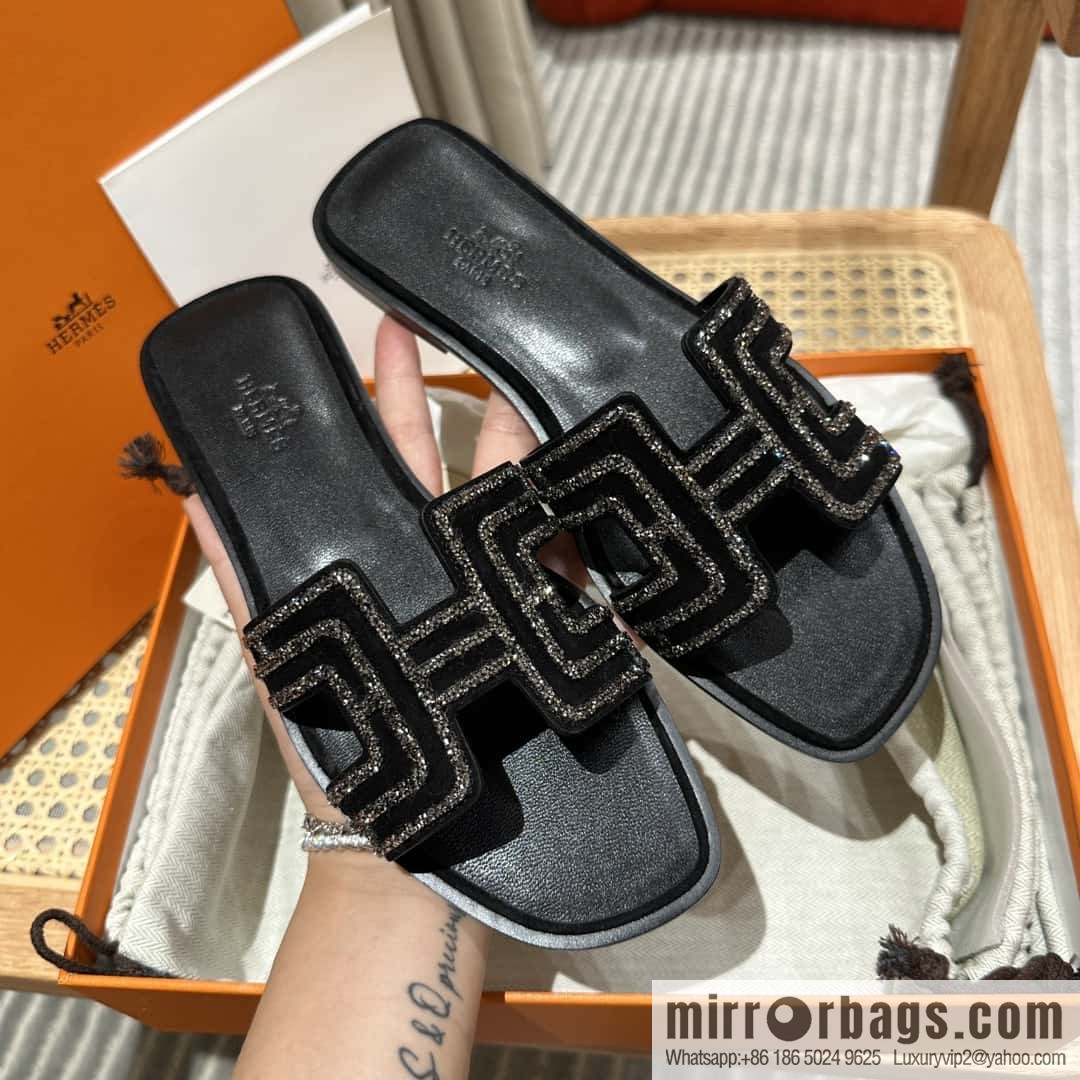 Hermès Spring/Summer 2022 New H Slippers