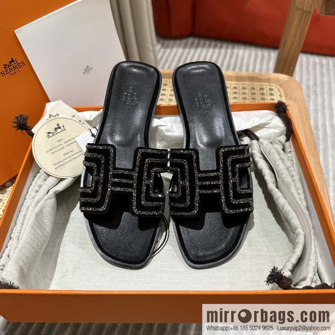 Hermès Spring/Summer 2022 New H Slippers