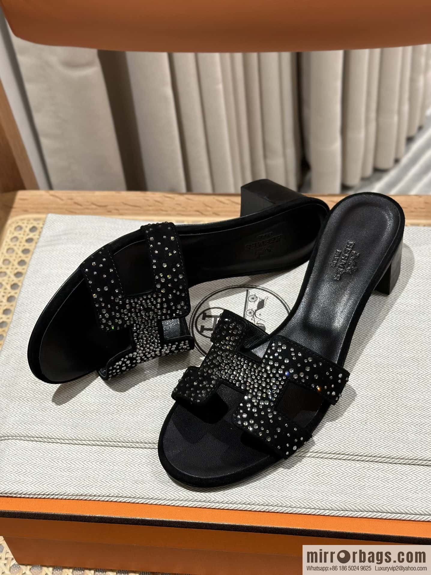 Hermès Classic Latest Drill Face H Tow