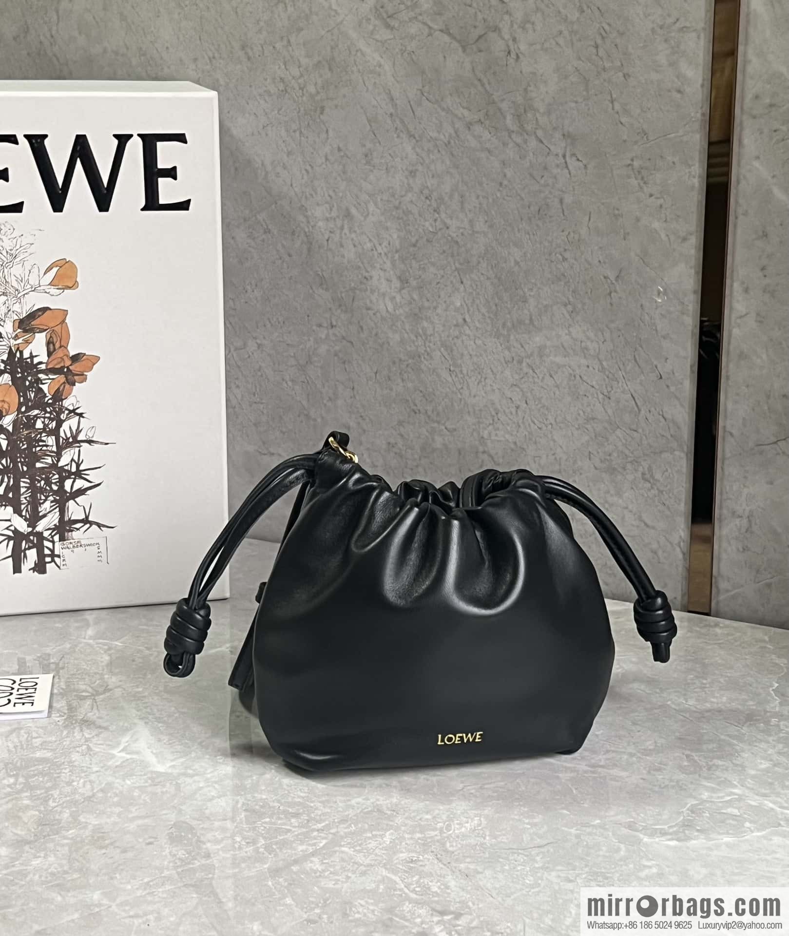 LOEWE new small purse lucky bag 0805 black 23CM