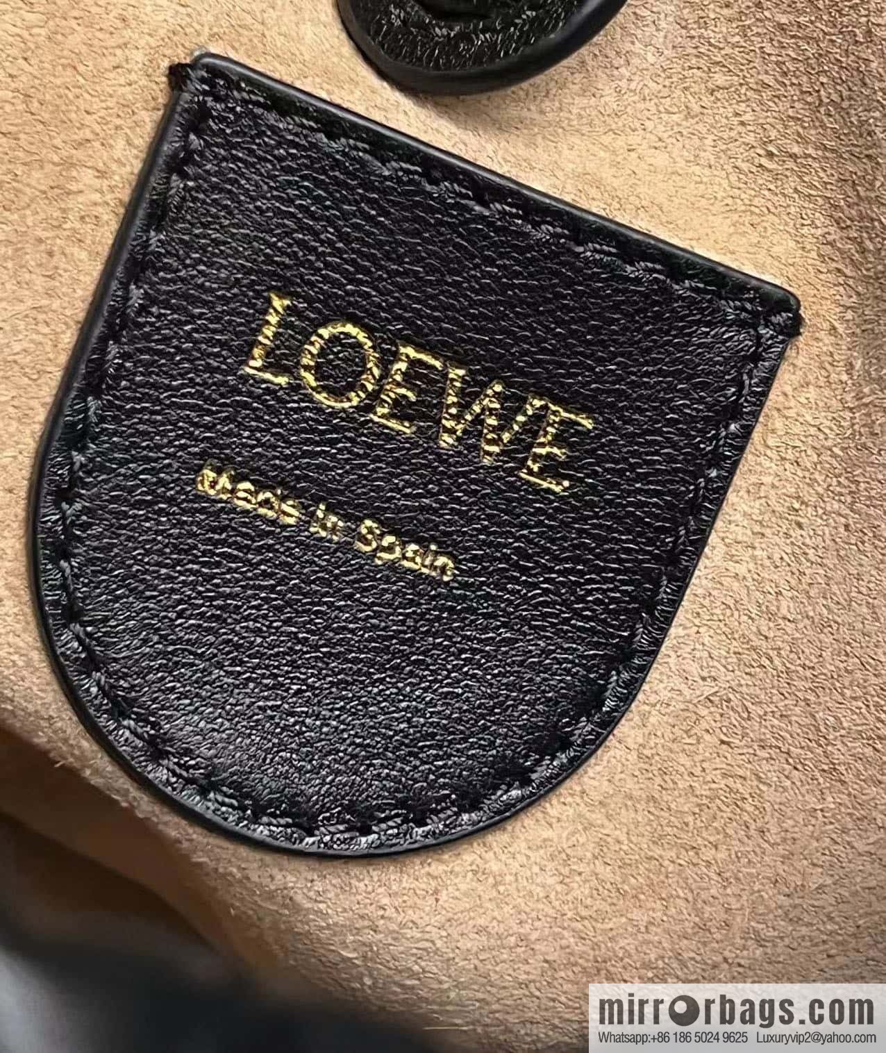 LOEWE new small purse lucky bag 0805 black 23CM