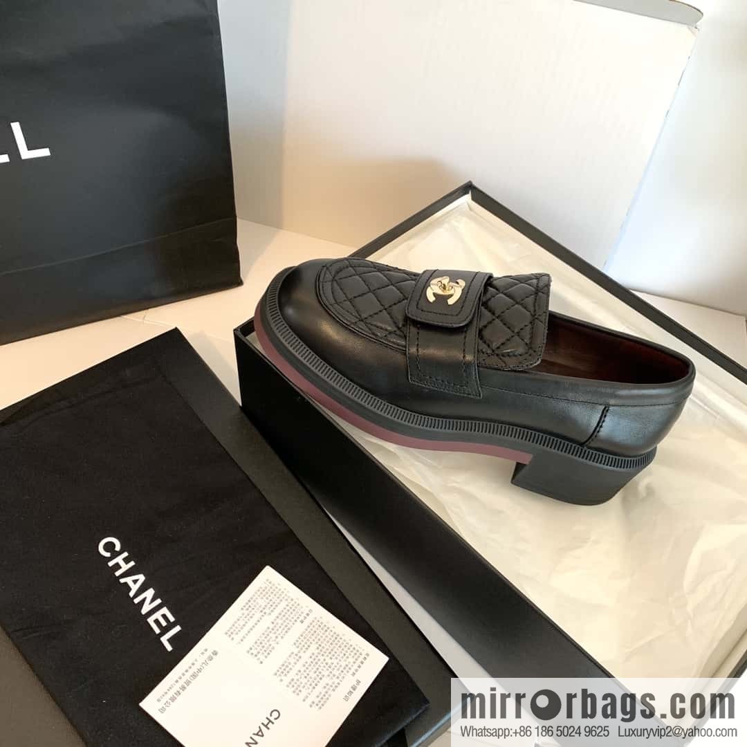 CHANEL Xiaoxiang rhombus metal buckle platform loafers
