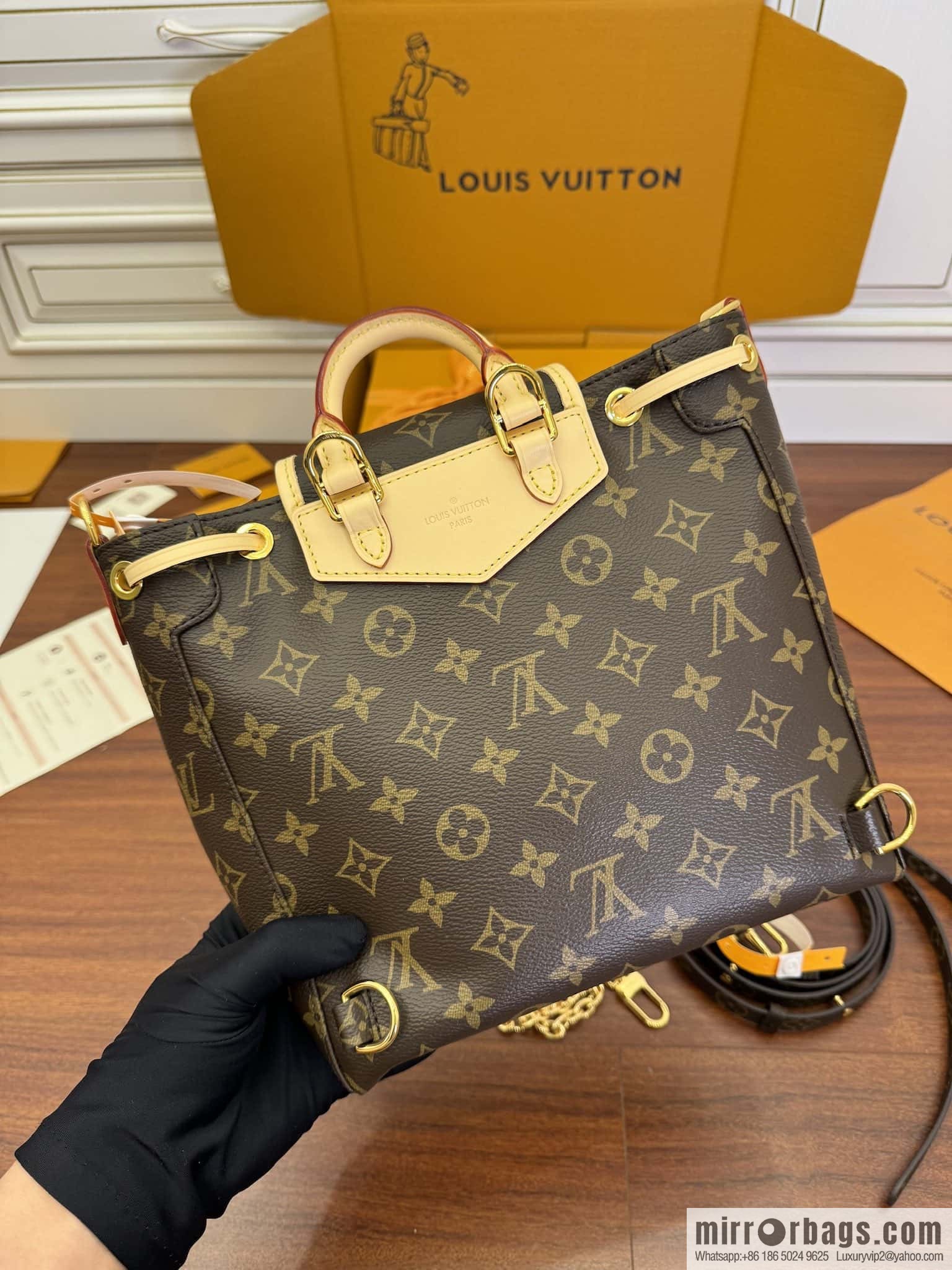 LV M46932 EXCURSION small backpack