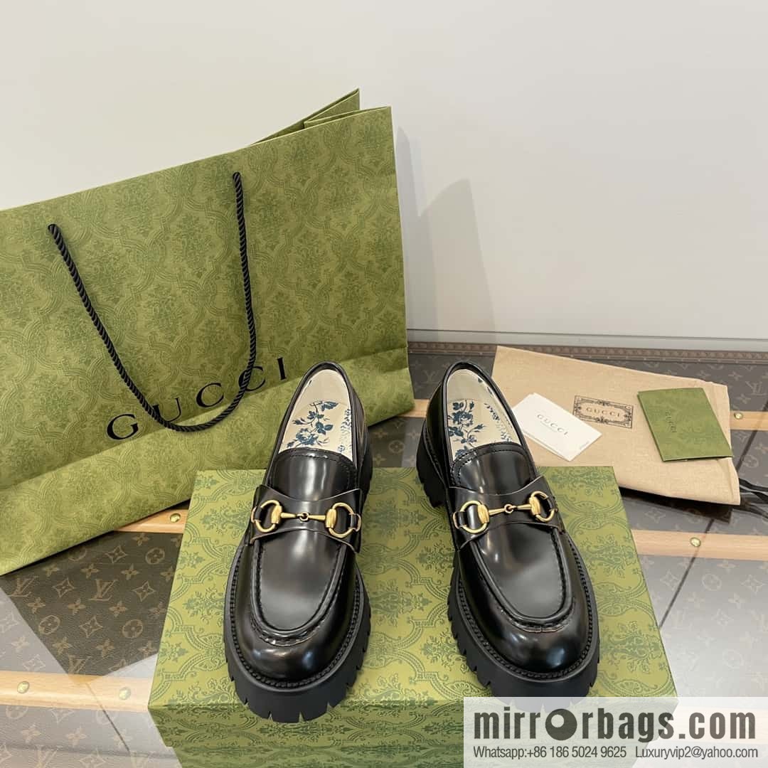 GUCCI Gucci Classic Little Bee Platform Loafers