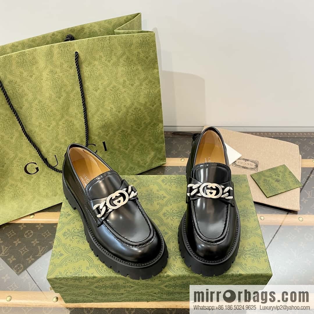 GUCCI Gucci interlocking double G chain ⛓ platform loafers