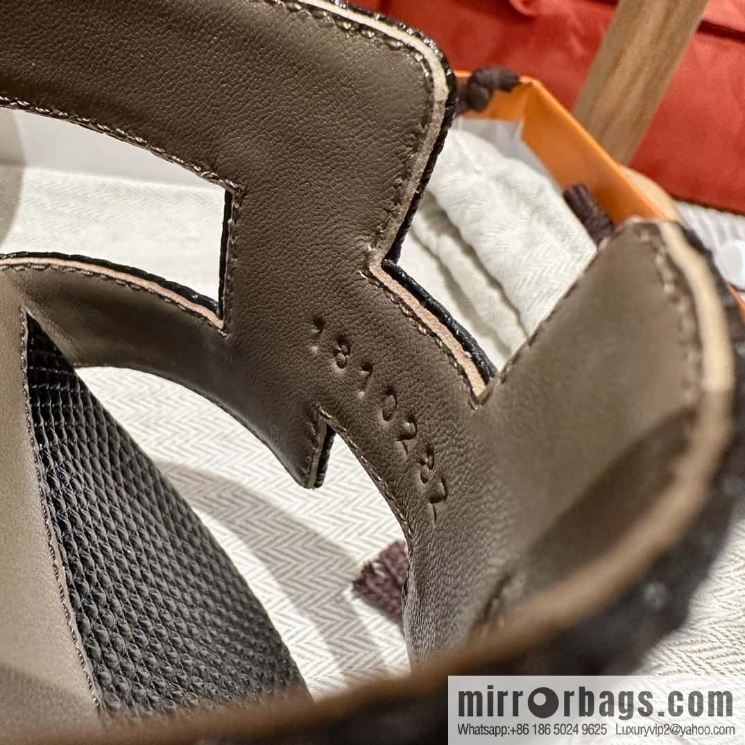 Hermès Lizard 🦎 slippers