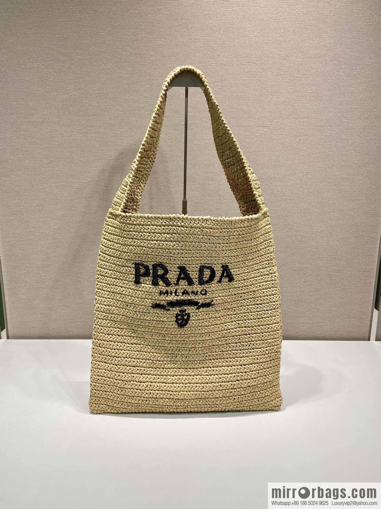 PRADA 🎉 raffia diagonal strap 🎉 1BG182 L