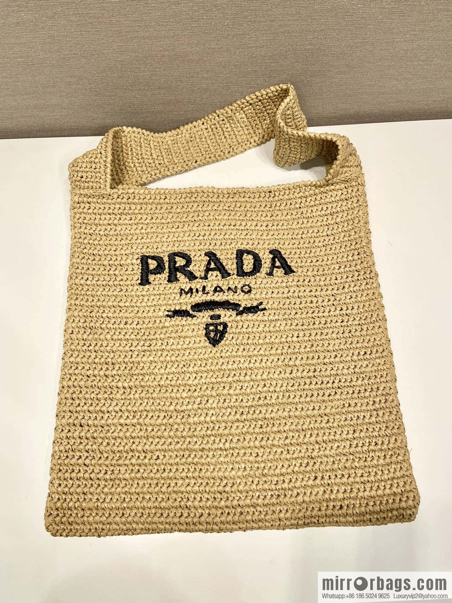 PRADA 🎉 raffia diagonal strap 🎉 1BG182 L