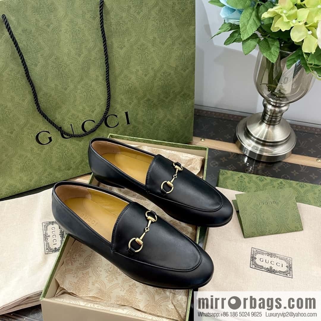 GUCCI Gucci Classic Horse Buckle Loafers