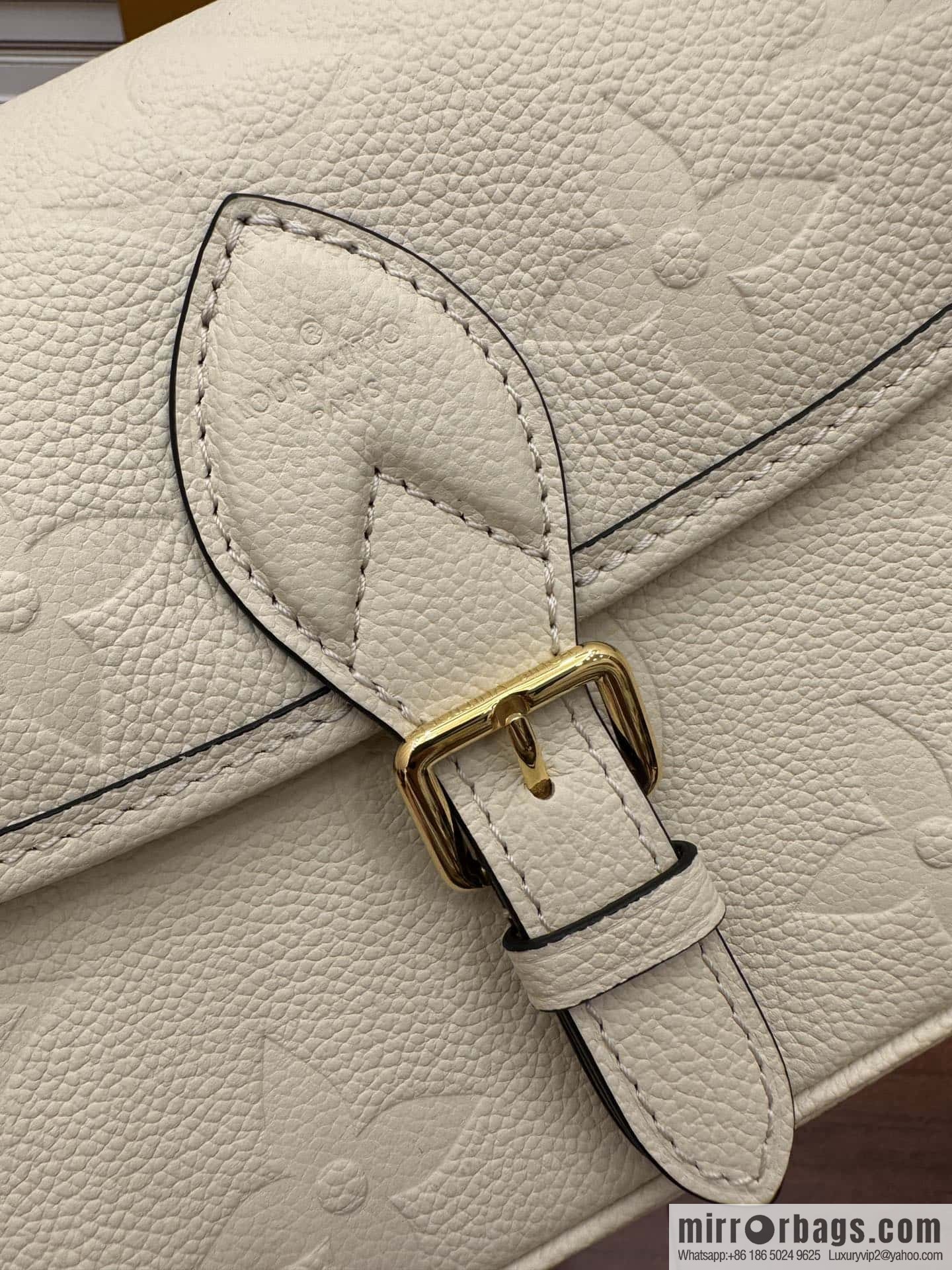 LV M46388 DIANE handbag