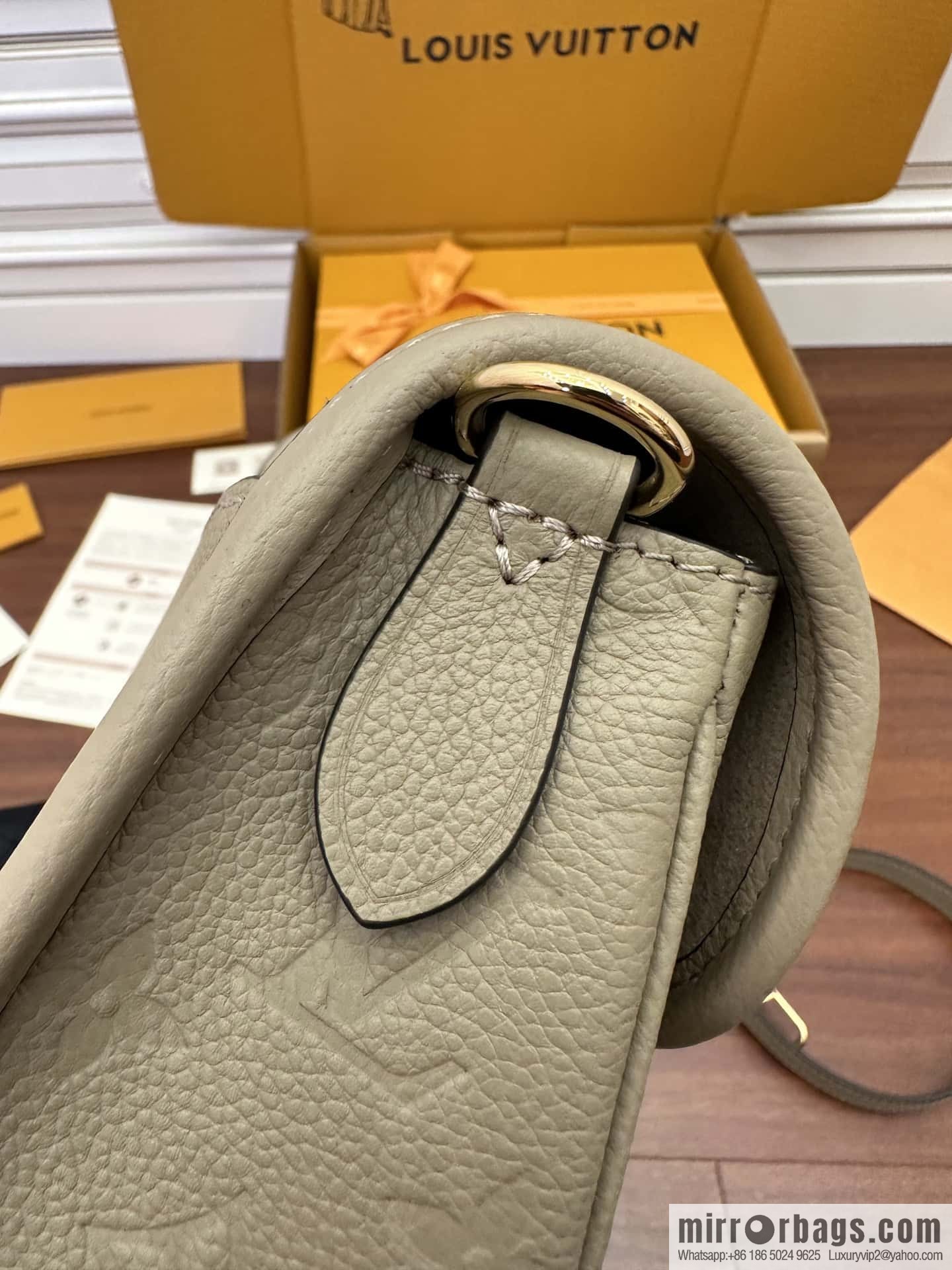 LV M46583 DIANE handbag
