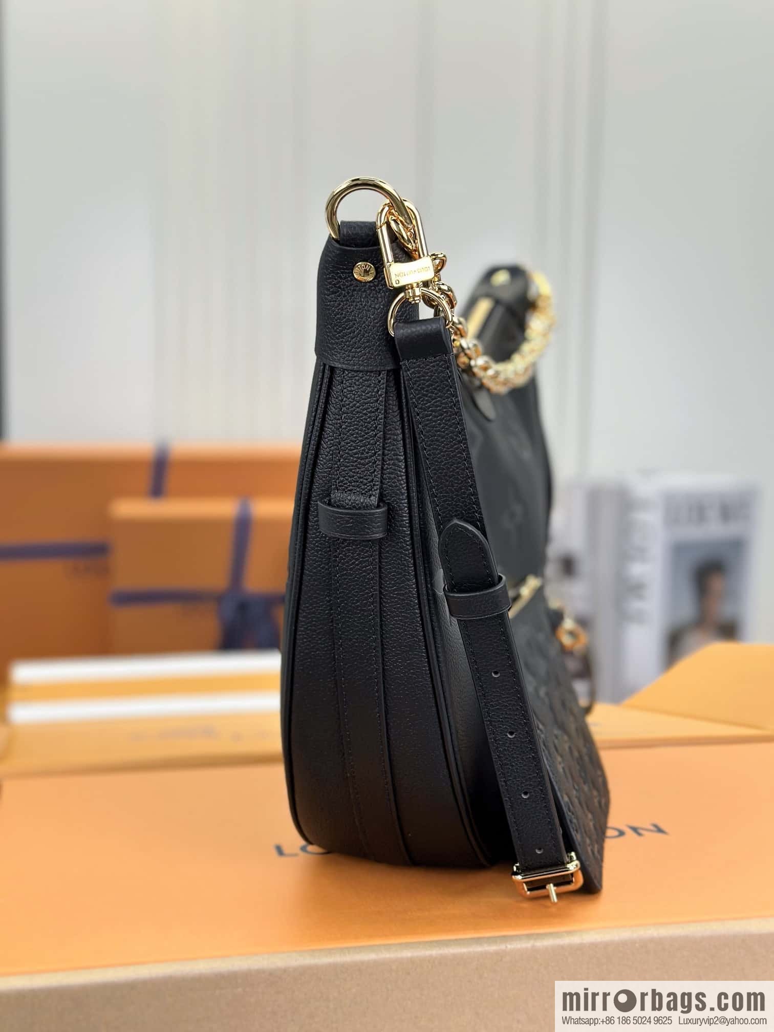 LV M46725 LOOP HOBO handbag