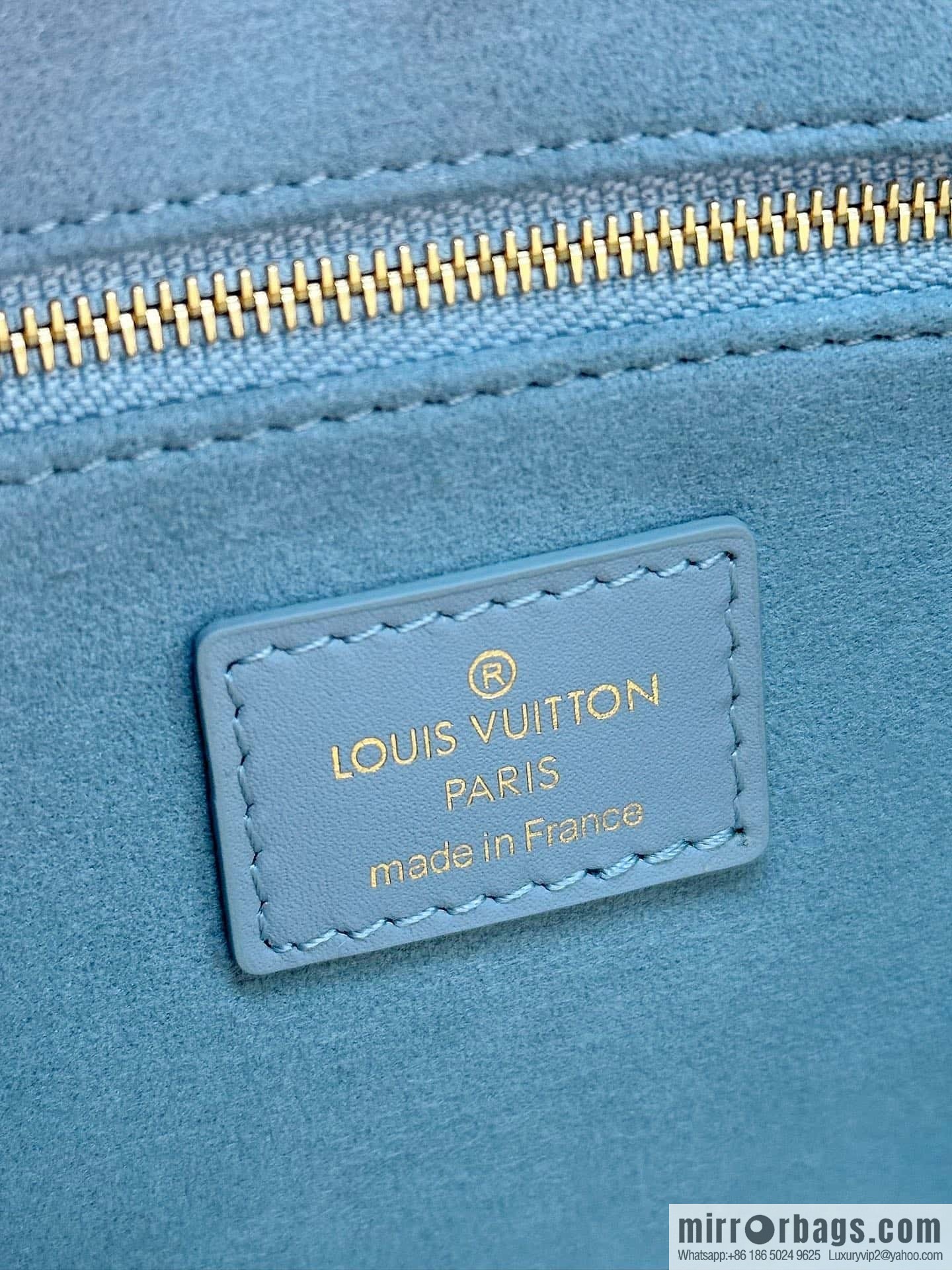 LV M46840 ONTHEGO small handbag