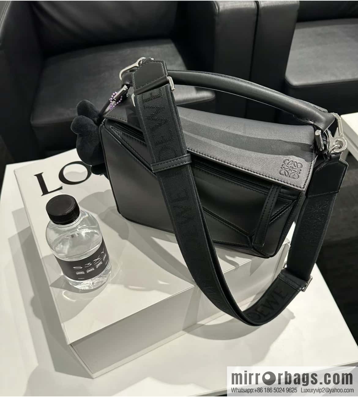 LOEWE Puzzle 24CM bag leather small geometric bag 0189