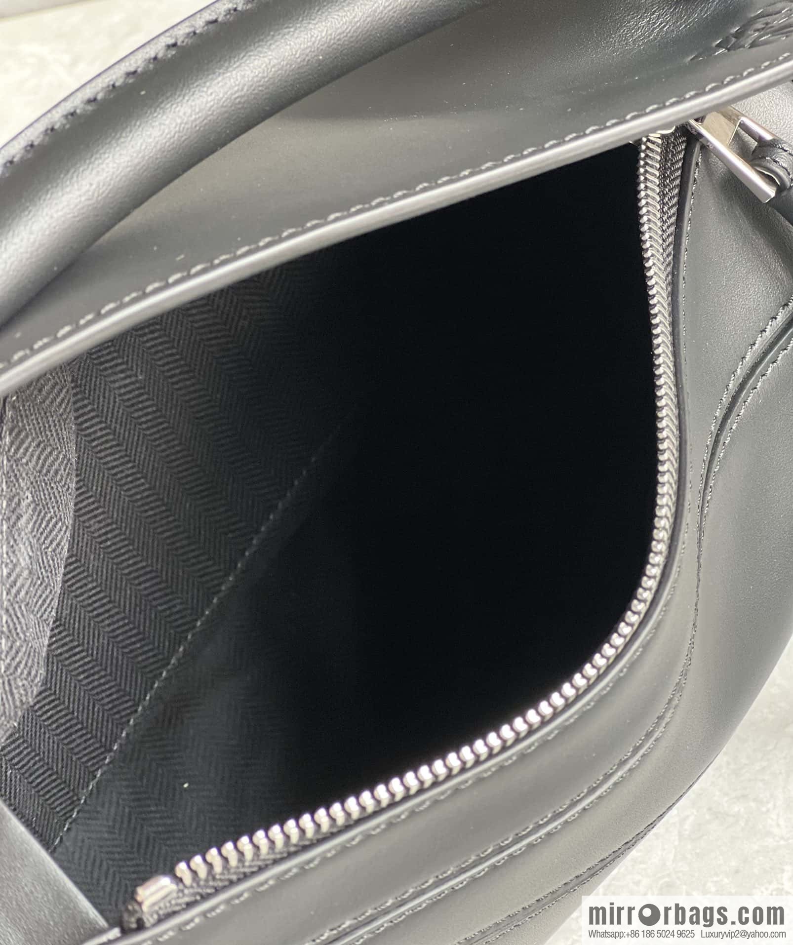 LOEWE Puzzle 24CM bag leather small geometric bag 0189