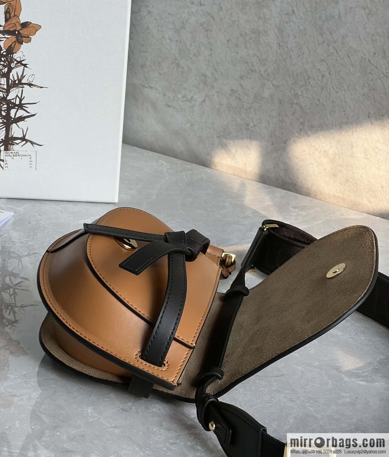 LOEWE letter wide shoulder strap saddle bag MiniGateDual handbag 0672