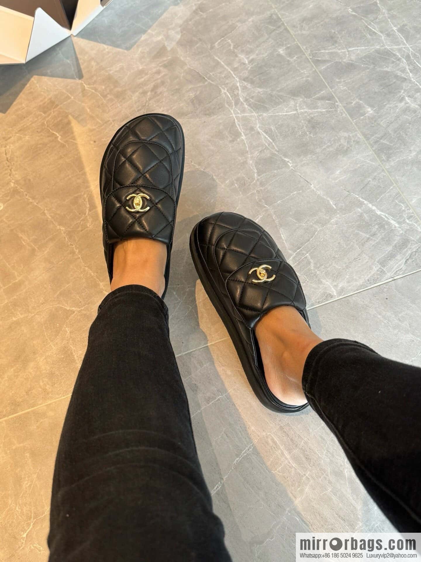 CHANEL Xiaoxiang rhombus metal buckle platform loafers
