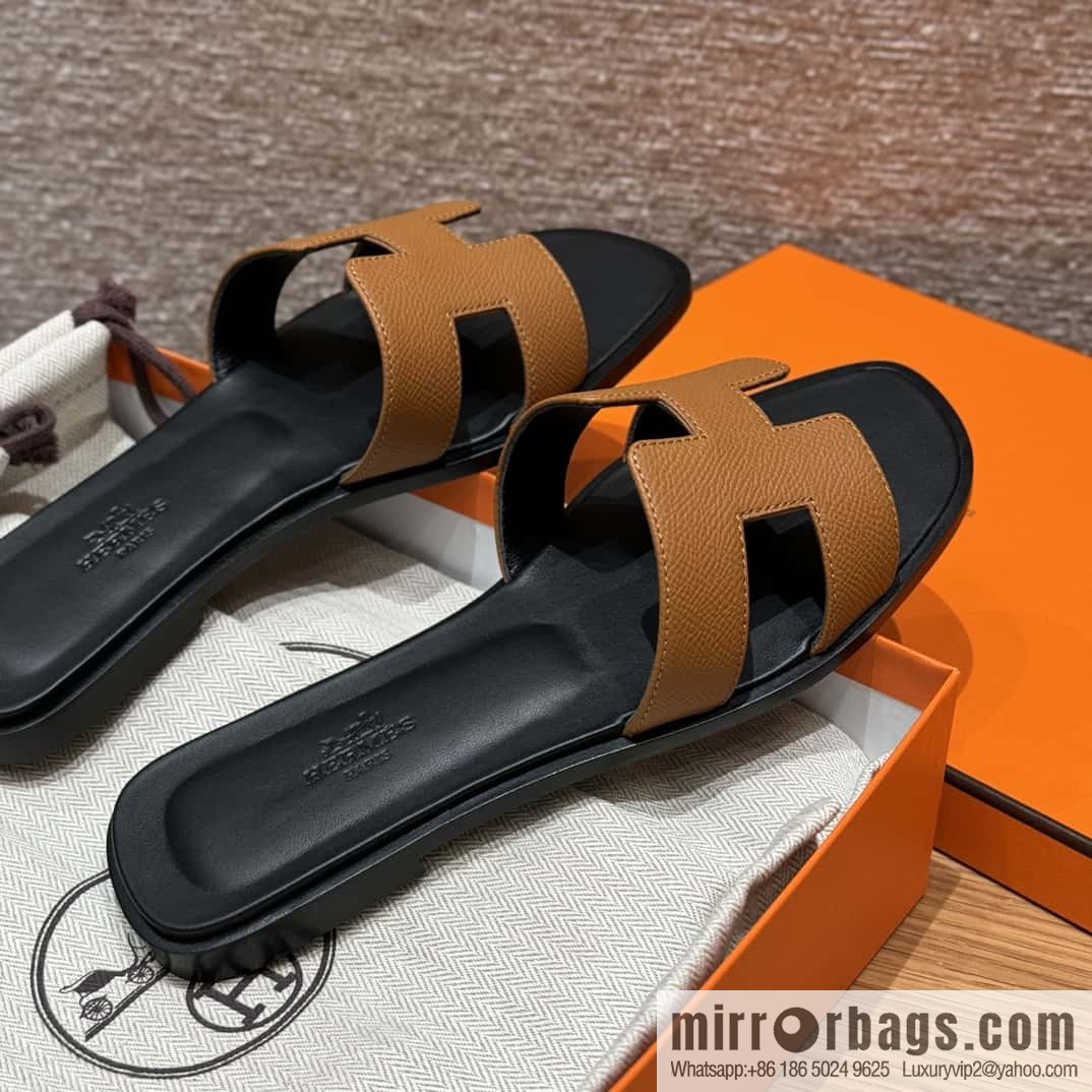 Hermès slippers