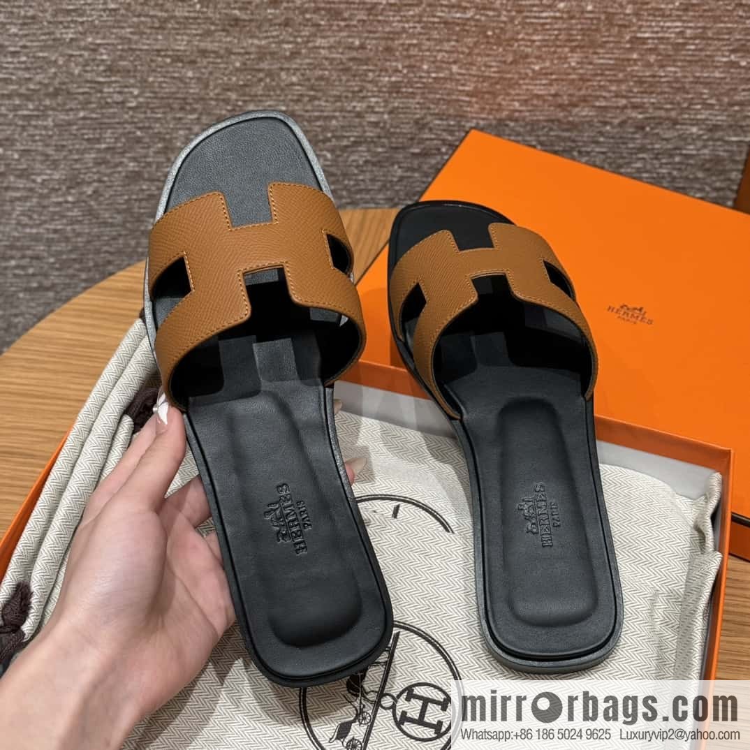 Hermès slippers