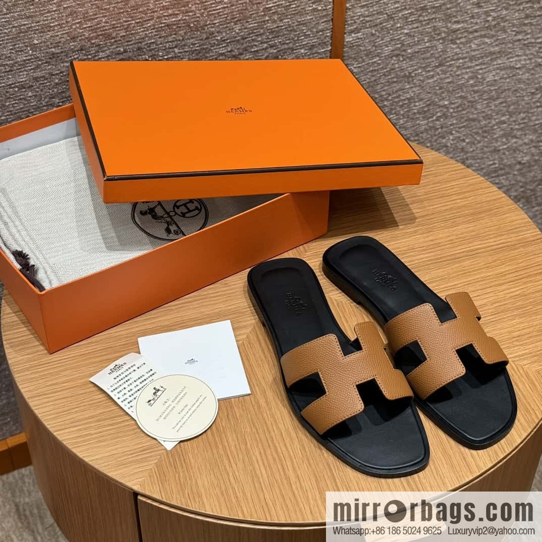 Hermès slippers