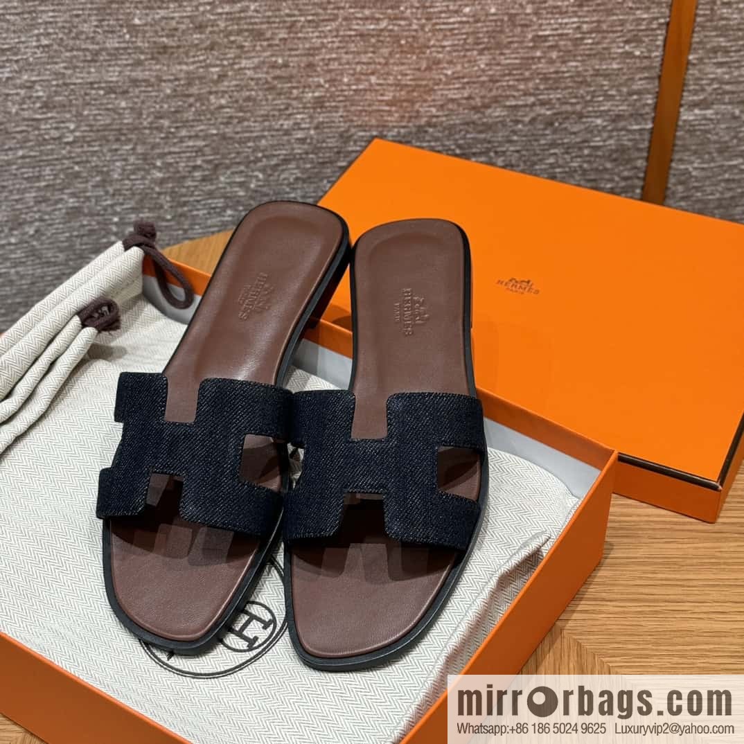 Hermès slippers