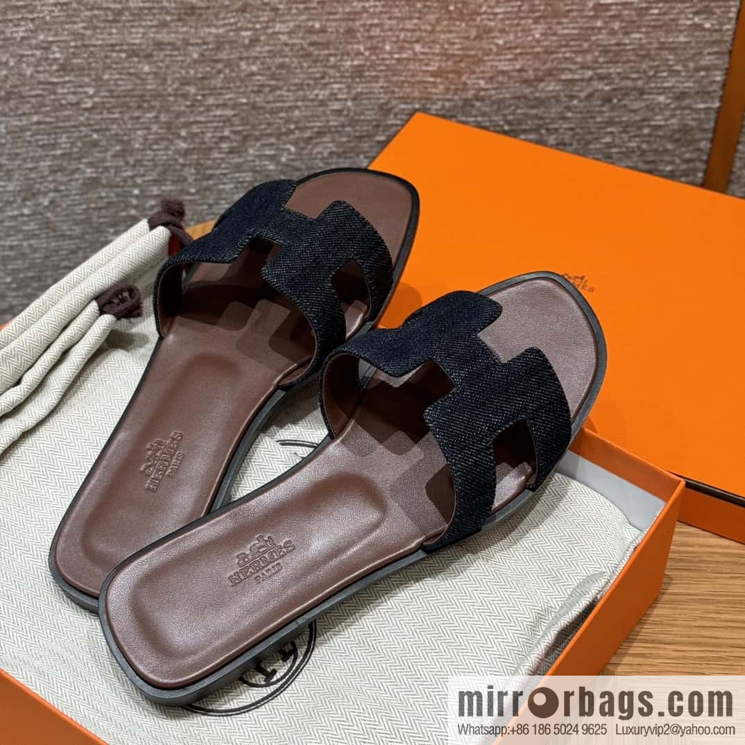 Hermès slippers