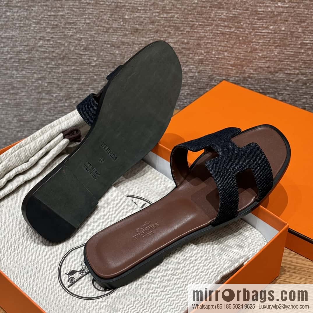 Hermès slippers