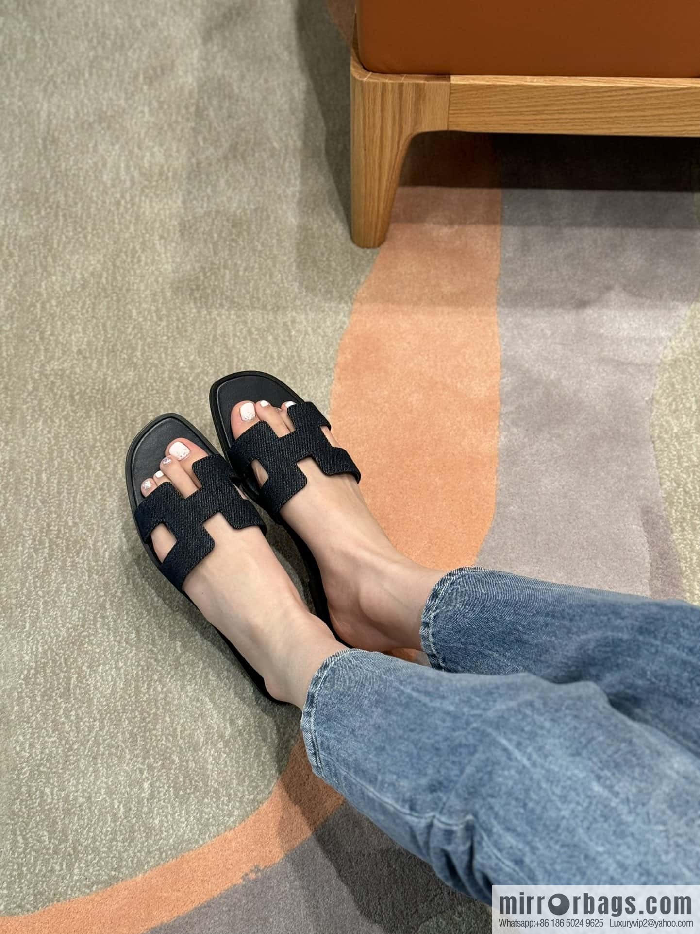 Hermès slippers
