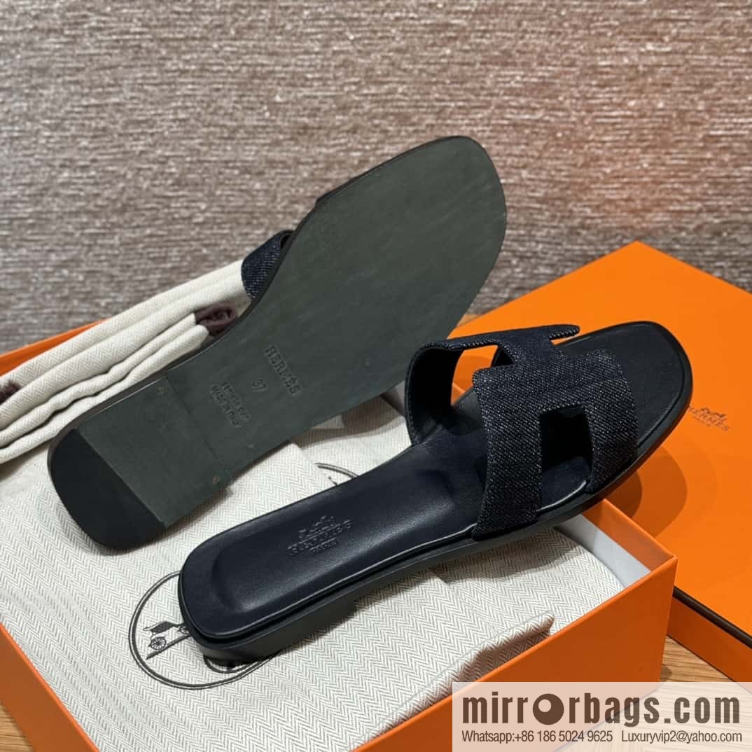 Hermès slippers