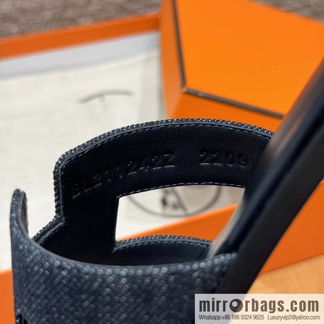 Hermès slippers