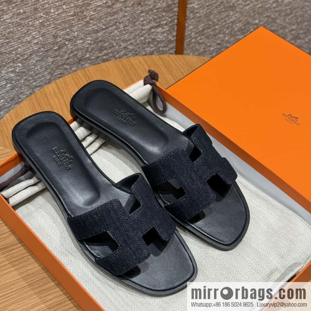 Hermès slippers
