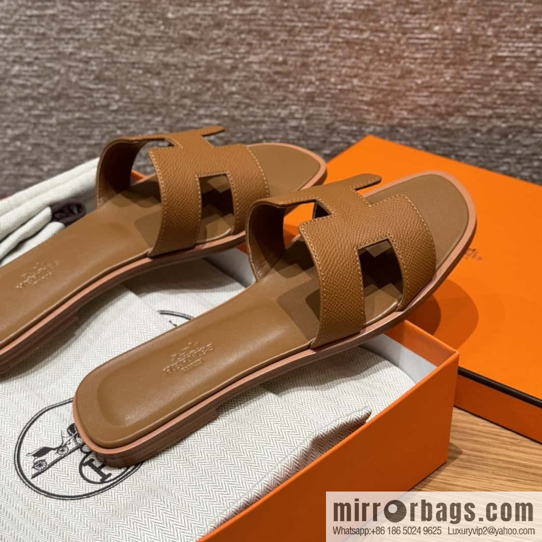 Hermès slippers