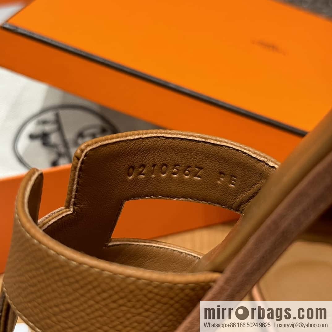 Hermès slippers