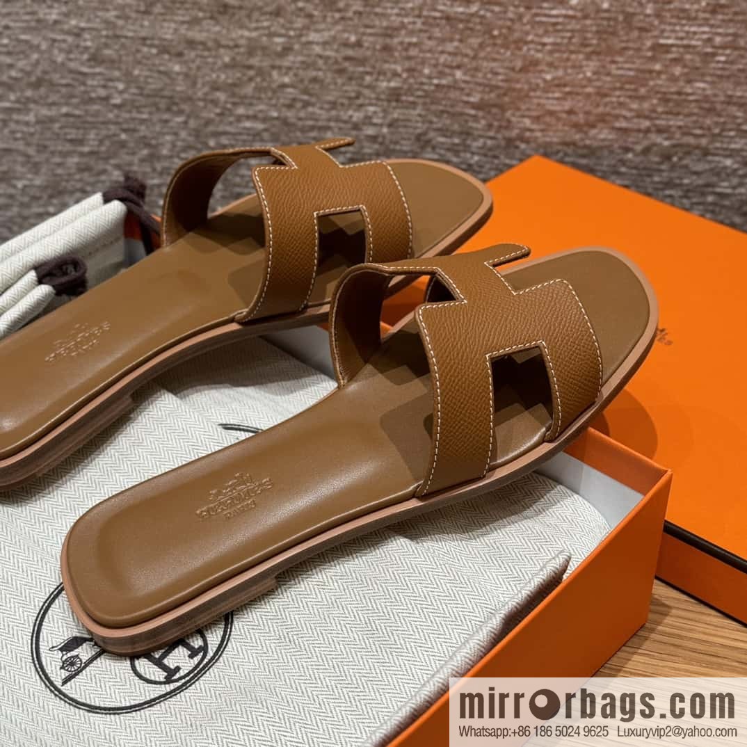 Hermès slippers