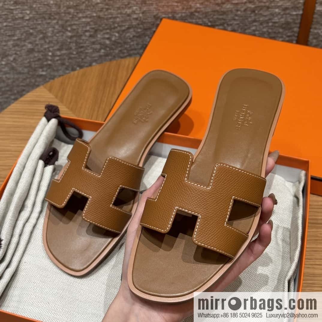 Hermès slippers