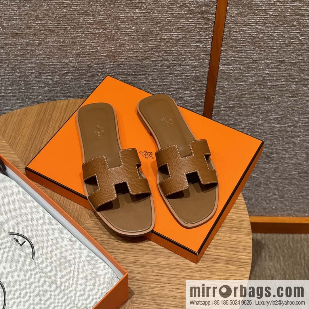 Hermès slippers