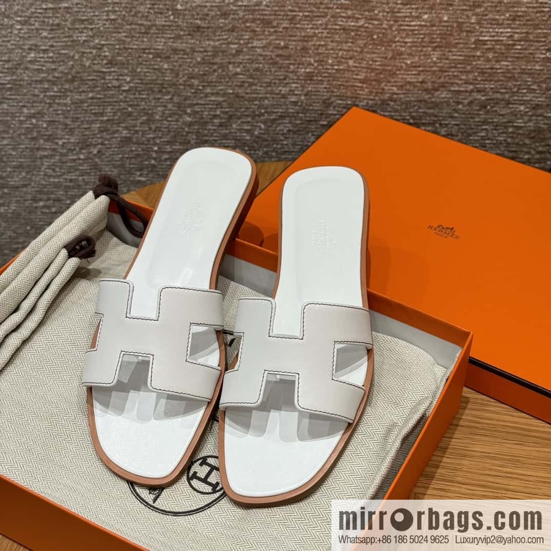 Hermès slippers