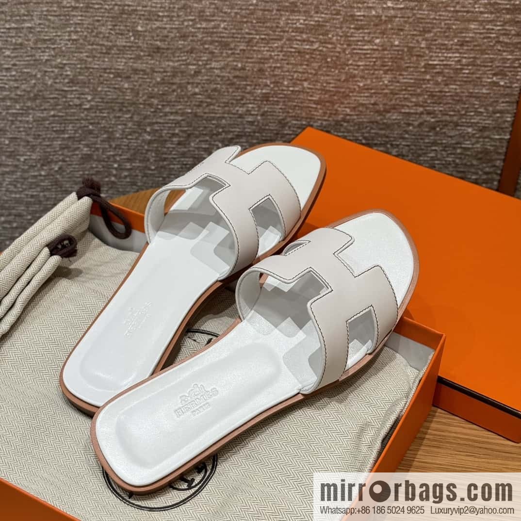 Hermès slippers