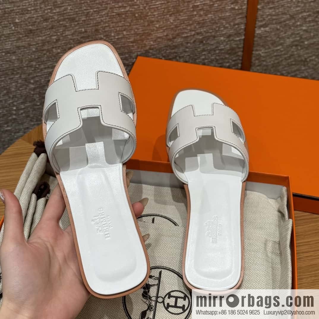 Hermès slippers