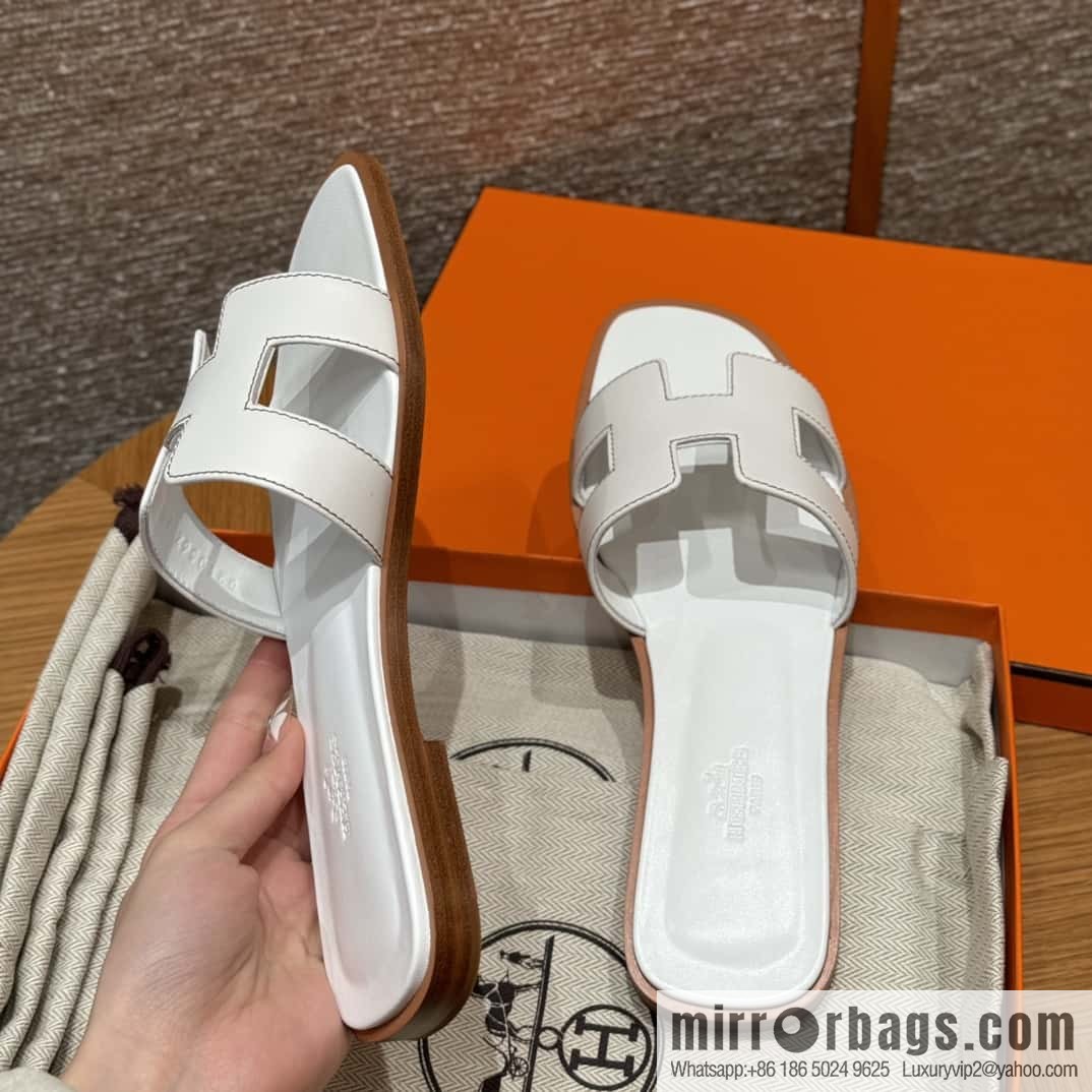 Hermès slippers