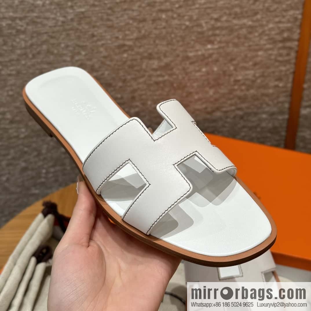 Hermès slippers