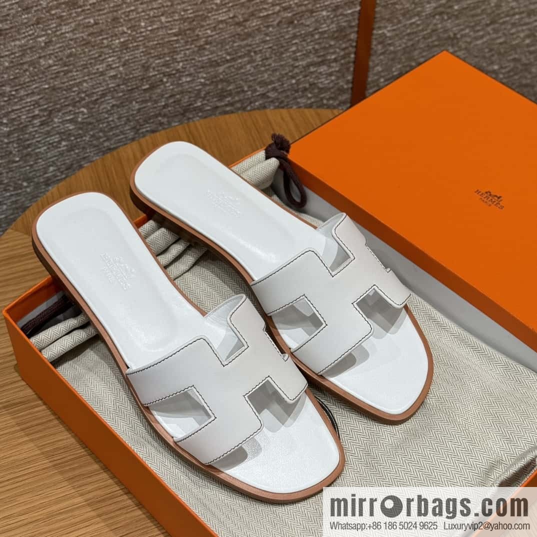 Hermès slippers